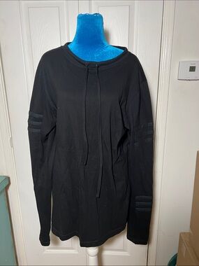 SKINGRAFT Black Long Sleeve Pullover Medium
